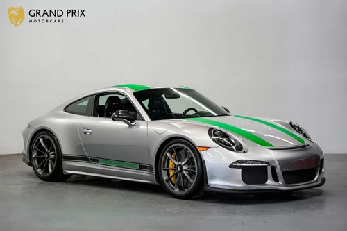 
           
        2016 Porsche 911 R