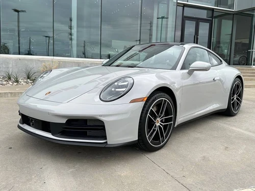 
           New 
        2026 Porsche 911