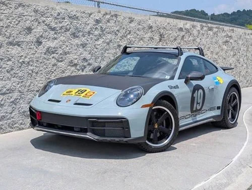 
           
        2024 Porsche 911