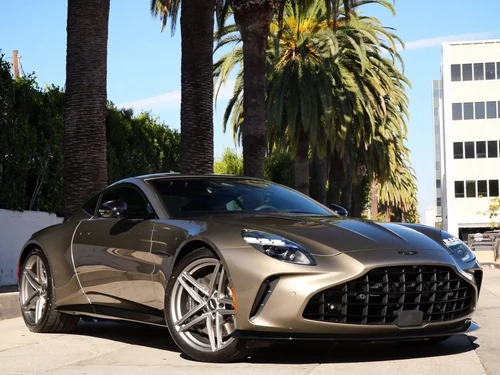 
           New 
        2026 Aston Martin Vantage