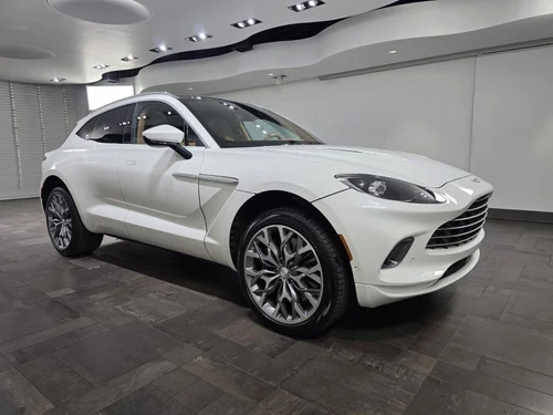 
           
        2022 Aston Martin DBX 550