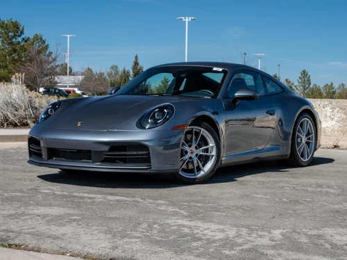 
           
        2025 Porsche 911 Carrera