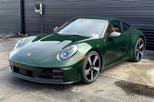 
           New 
        2026 Porsche 911