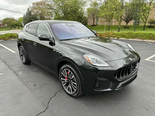 
           New 
        2024 Maserati Grecale GT