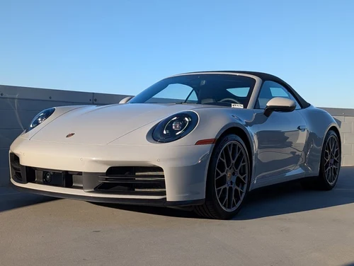 
           
        2025 Porsche 911 Carrera