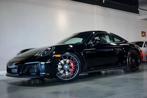 
           
        2019 Porsche 911