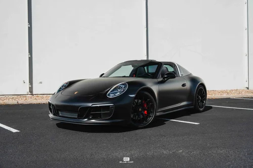 
           
        2019 Porsche 911