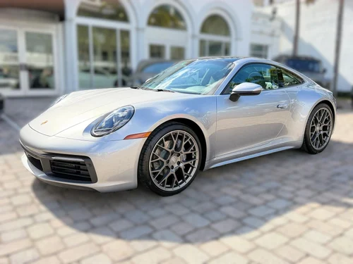 
           
        2022 Porsche 911