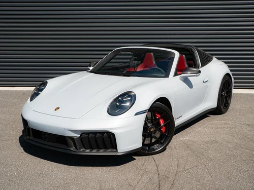 
           
        2025 Porsche 911 Targa 4 GTS