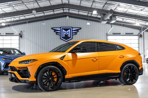 
           
        2022 Lamborghini Urus