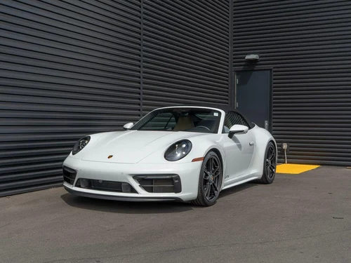 
           
        2023 Porsche 911 Carrera 4 GTS
