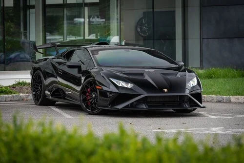 
           
        2022 Lamborghini Huracan STO Base