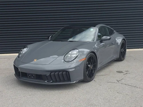 
           
        2025 Porsche 911