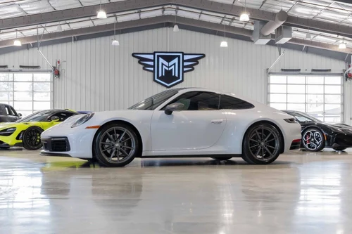 
           
        2024 Porsche 911