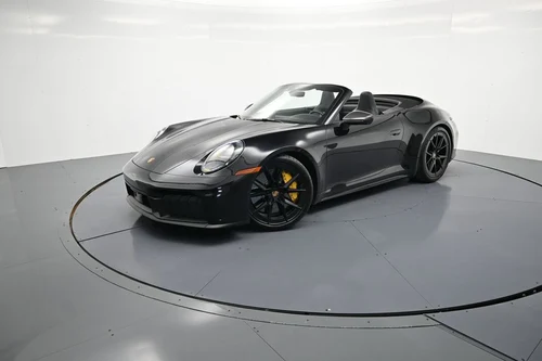 
           
        2025 Porsche 911 Carrera 4 GTS