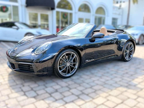 
           
        2021 Porsche 911