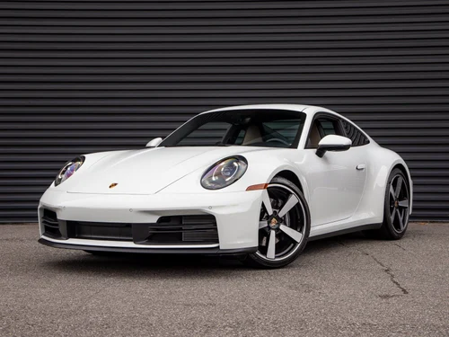 
           
        2025 Porsche 911 Carrera
