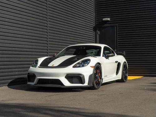 
           
        2025 Porsche 718 Cayman GT4 RS