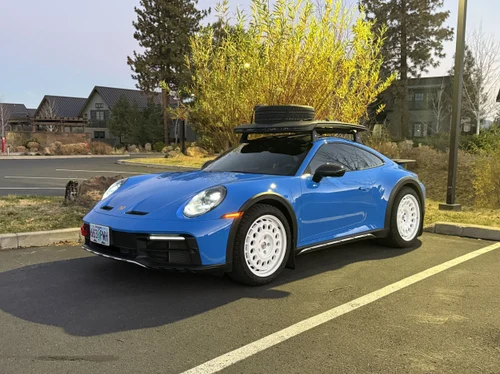 
           
        2023 Porsche 911 Dakar
