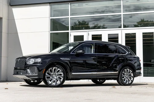 
           New 
        2025 Bentley Bentayga V8