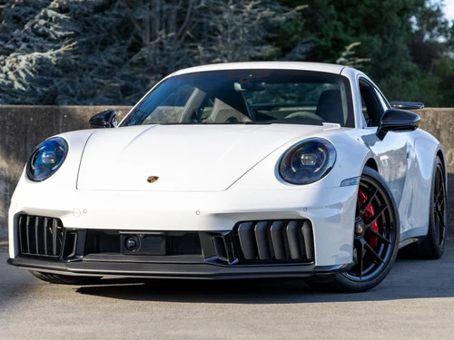 
           
        2025 Porsche 911 Carrera 4 GTS