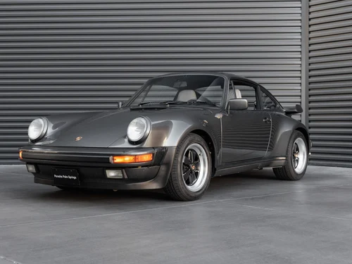 
           
        1989 Porsche 911 Turbo
