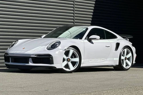 
           
        2025 Porsche 911