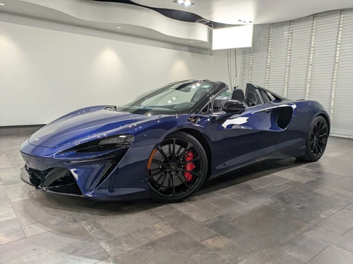 
           New 
        2025 McLaren Artura Performance