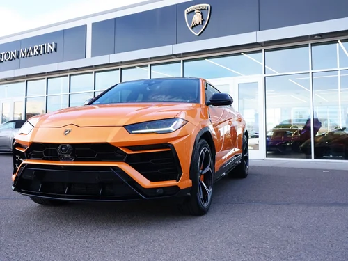 
           
        2022 Lamborghini Urus