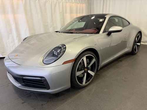 
           
        2022 Porsche 911 Carrera