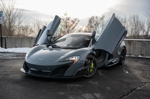
           
        2016 McLaren 675LT