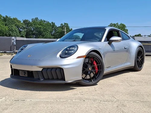 2025 Porsche 911 Carrera GTS