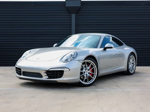 
           
        2012 Porsche 911