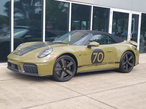 
           New 
        2026 Porsche 911 Spirit 70