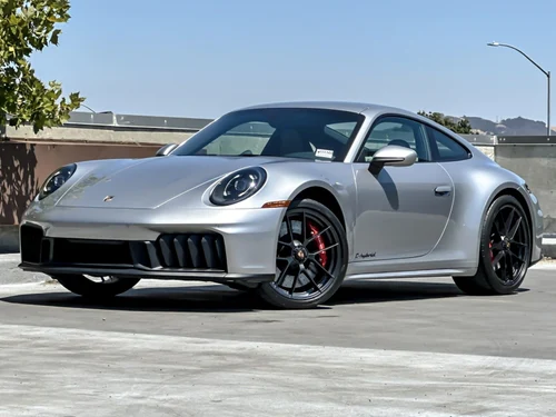 2025 Porsche 911 Carrera GTS