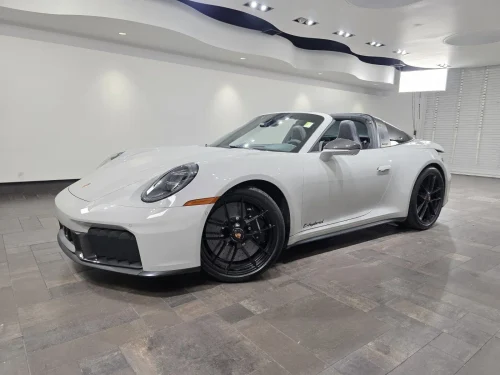 
           
        2026 Porsche 911 Targa 4 GTS
