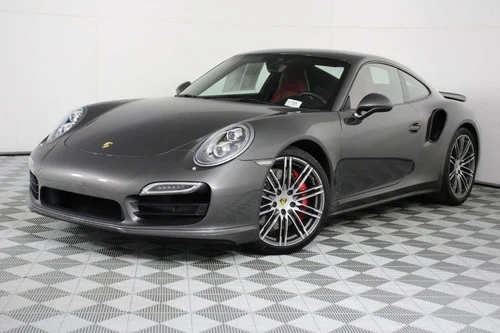 
           
        2015 Porsche 911 Turbo