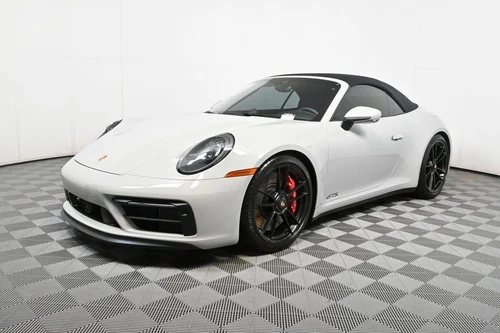 
           
        2024 Porsche 911 Carrera GTS