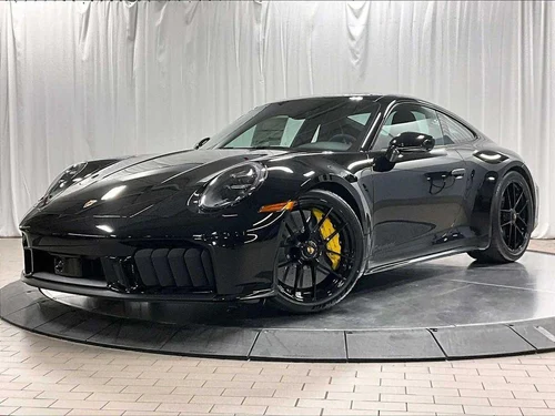 
           
        2026 Porsche 911 Carrera 4 GTS