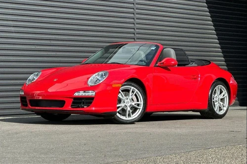 
           
        2012 Porsche 911 Carrera