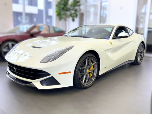 
           
        2015 Ferrari F12berlinetta