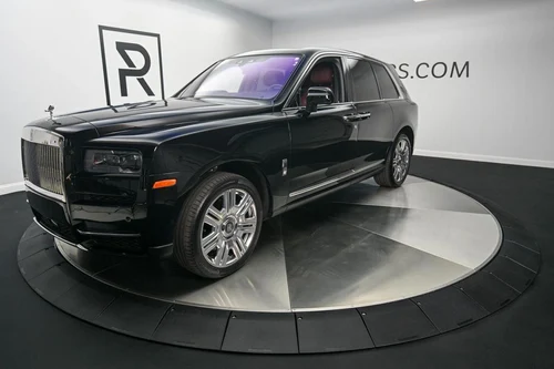 
           
        2020 Rolls-Royce Cullinan Sport Utility 4D