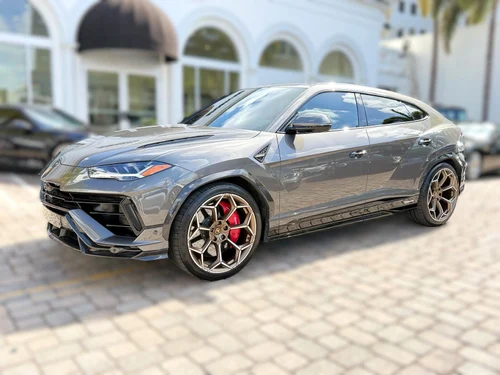 
           
        2024 Lamborghini Urus