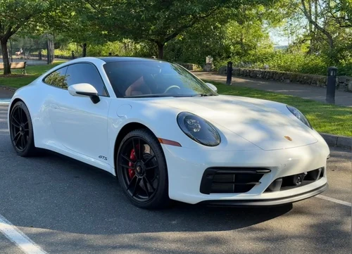 
           
        2024 Porsche 911 Carrera 4 GTS