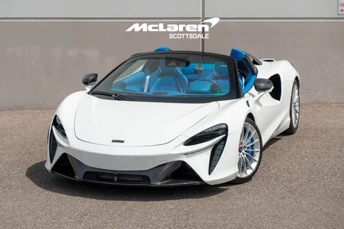 
           
        2025 McLaren Artura