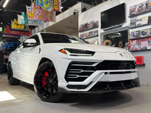 
           
        2020 Lamborghini Urus Base