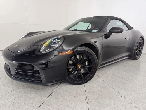 
           
        2025 Porsche 911 Carrera