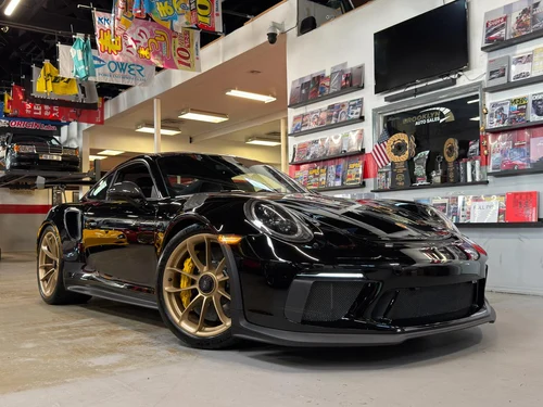 
           
        2019 Porsche 911 GT3 RS
