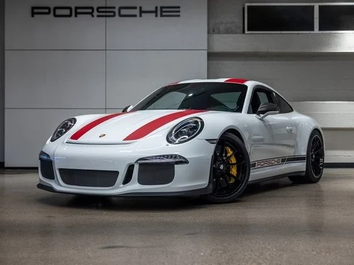 
           
        2016 Porsche 911 R
