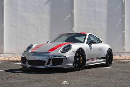 
           
        2016 Porsche 911